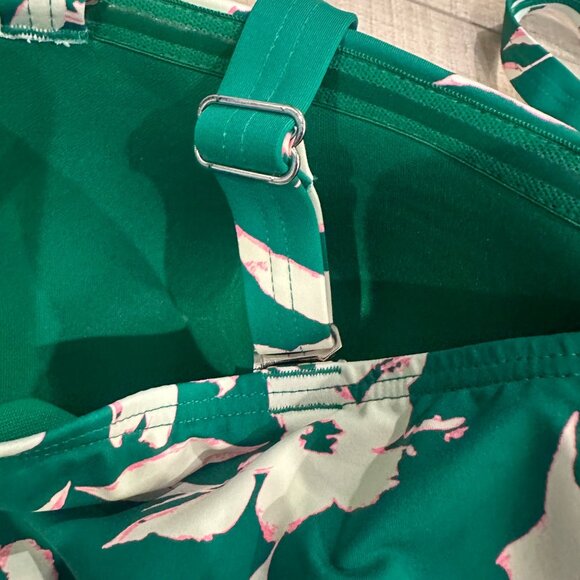 LANDS END WOMENS VIBRANT GREEN FLORAL TANKINI SWIM TOP 20W NEW - Picture 7 of 8